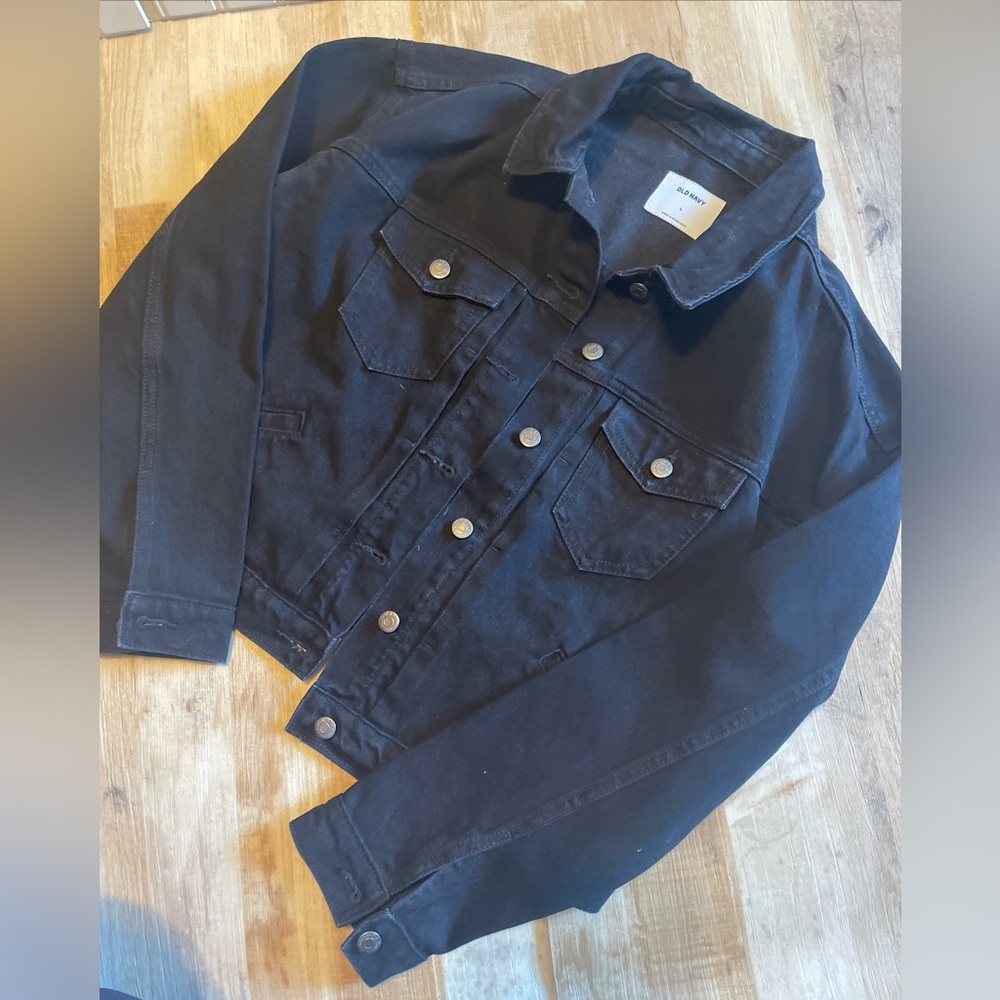 NWT Women’s Old Navy black Demin jacket-L